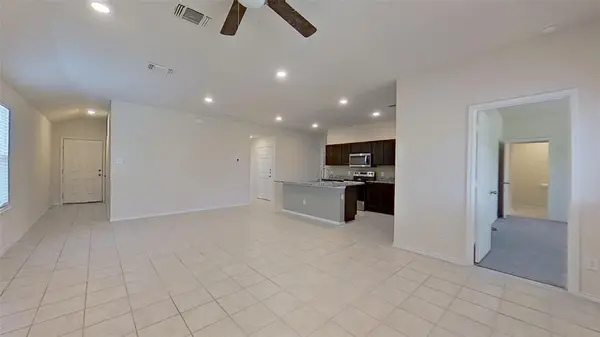 625 Taggart TRL, Jarrell, TX 76537