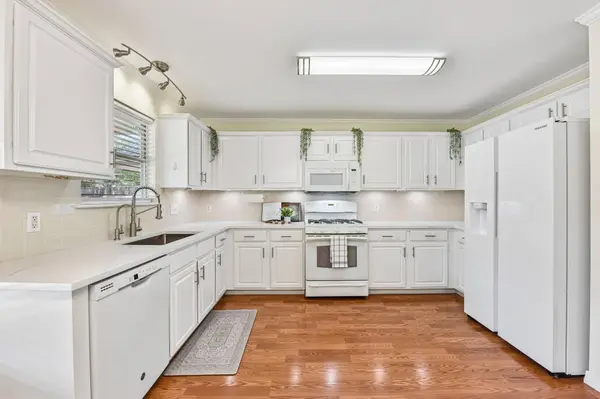 11304 Canterbury Tales LN, Austin, TX 78748