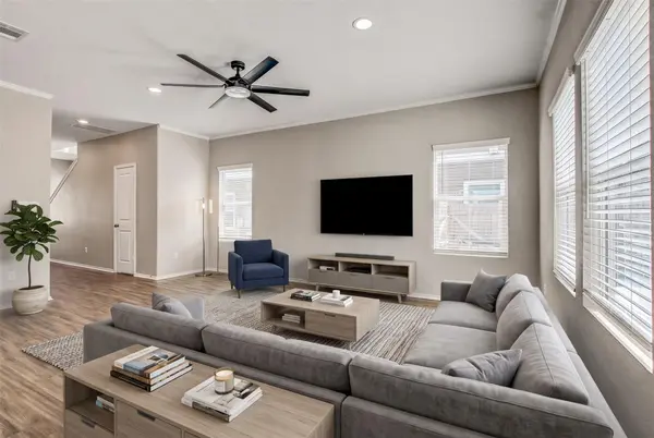1449 Weatherford LN, Leander, TX 78641
