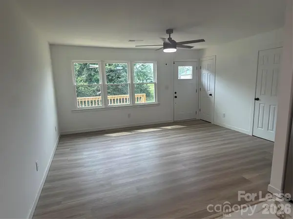 19410 Smithville LN, Cornelius, NC 28031