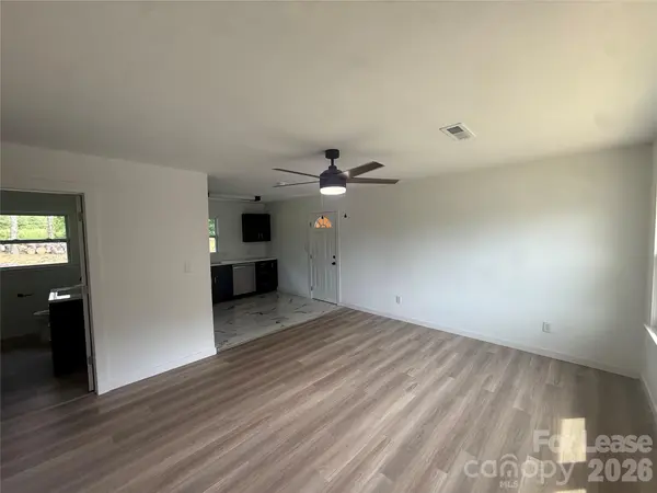 19410 Smithville LN, Cornelius, NC 28031