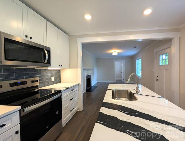 2445 Morton ST, Charlotte, NC 28208