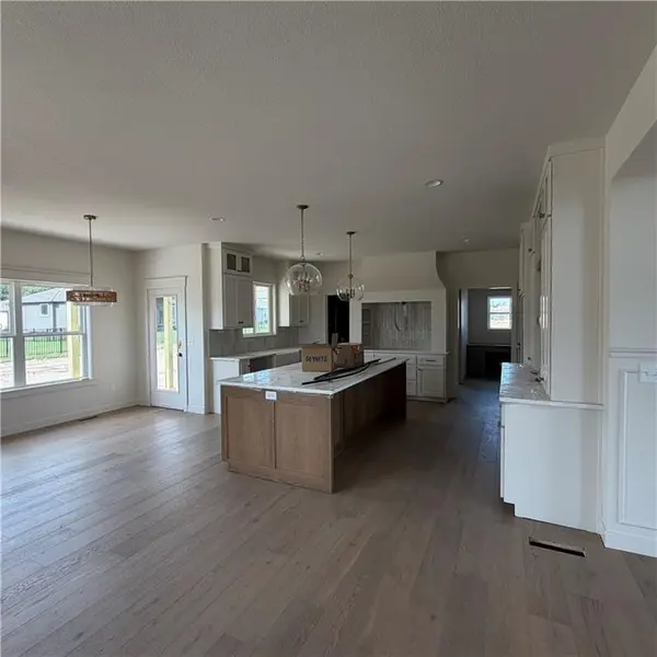 2334 Foxtail DR, Kearney, MO 64060