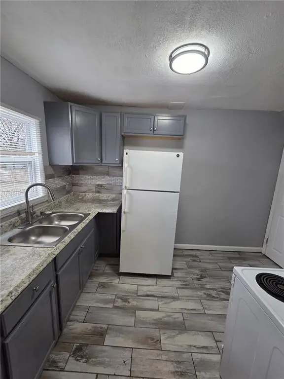 4509 Monroe AVE, Kansas City, MO 64130