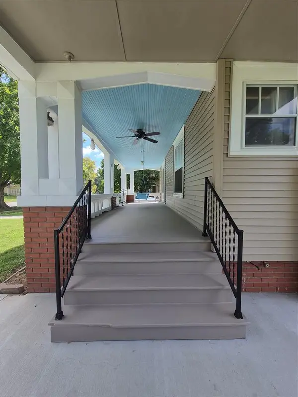 911 N Main ST, Carrollton, MO 64633