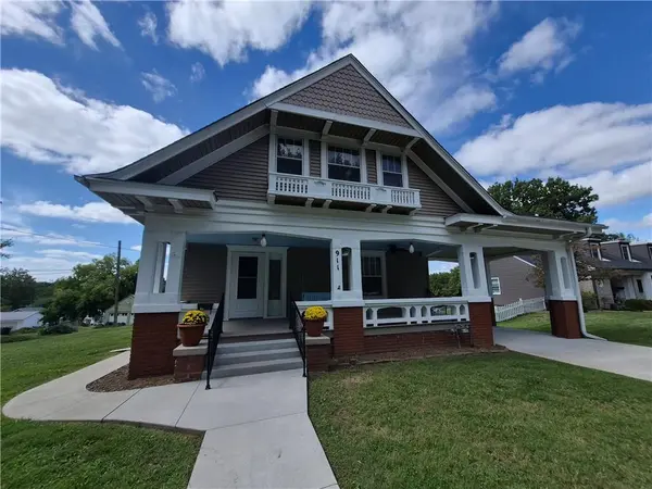 911 N Main ST, Carrollton, MO 64633