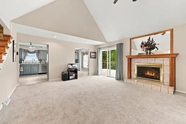 14118 W 61st TER, Shawnee, KS 66216