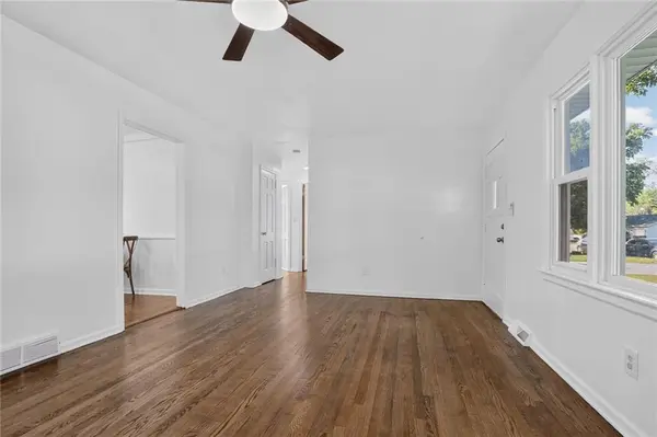 312 S CHESTER TER, Olathe, KS 66061