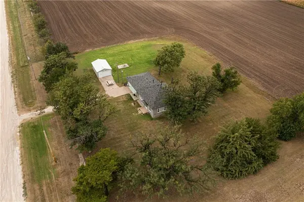 411 West Main ST, County/other, KS 67664