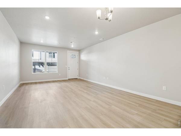 410 High Point #B-104, Longmont, CO 80504