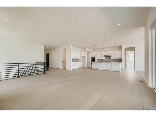 8134 S Bersshine, Aurora, CO 80016