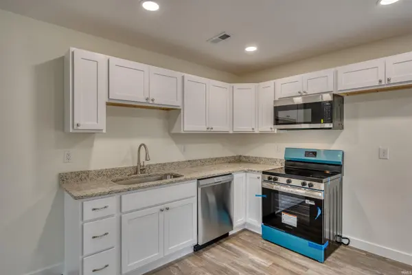 126 Lincoln ST, Oakland City, IN 47660