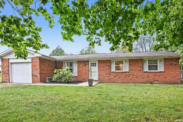 5464 N 850 E RD, North Webster, IN 46555