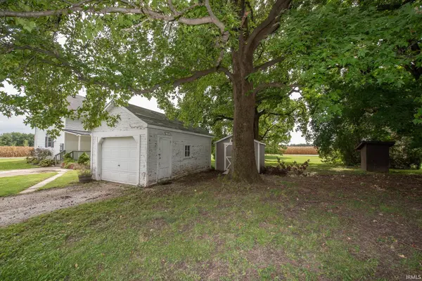 7564 N 100 E ***, Delphi, IN 46923