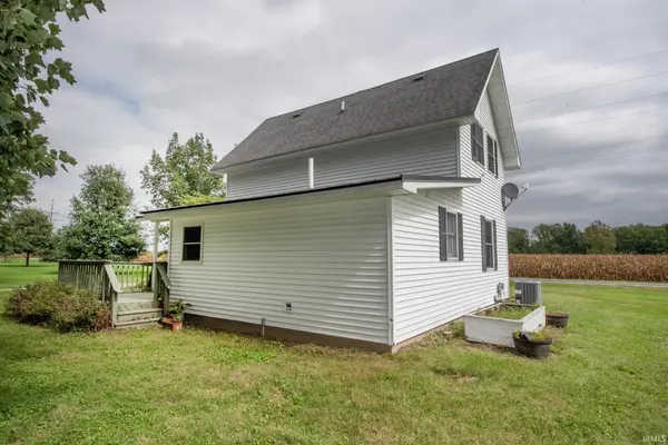 7564 N 100 E ***, Delphi, IN 46923