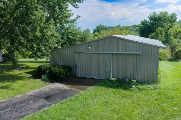 1406 E Gump RD, Fort Wayne, IN 46845