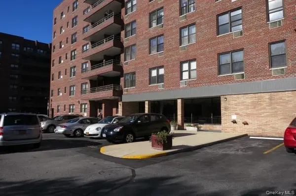 60 Barker ST #614, Mount Kisco, NY 10549