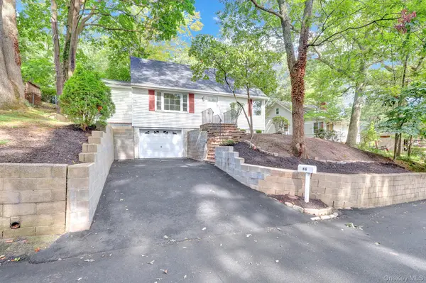 66 Washington ST, East Setauket, NY 11733