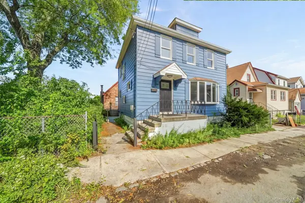 3079 Fearn PL, Bronx, NY 10465