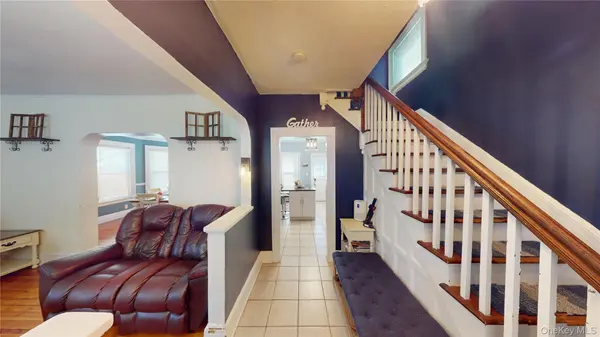 88 Grand AVE, Middletown, NY 10940