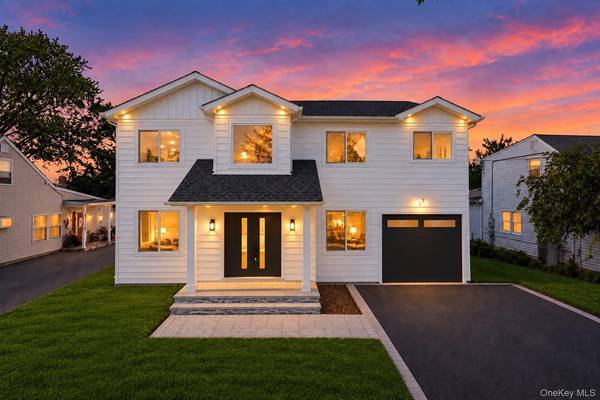 2337 Westley RD, Westbury, NY 11590
