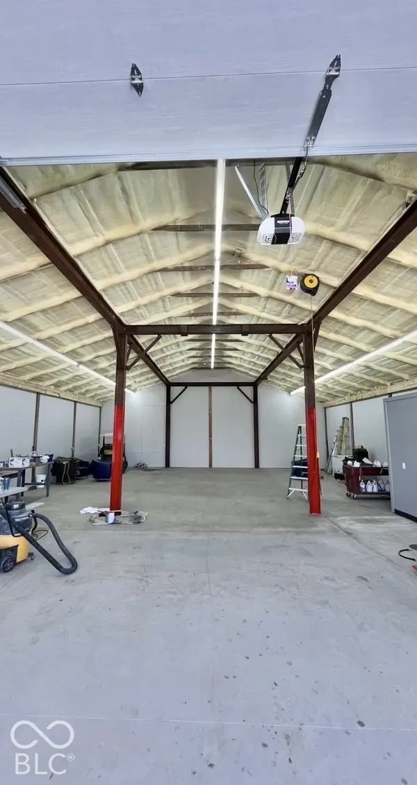 9317 W S State Road 42 RD, Stilesville, IN 46180