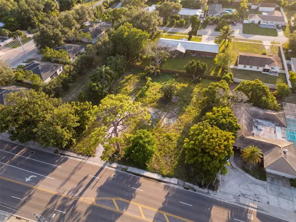 2328 WEBBER ST, Sarasota, FL 34239