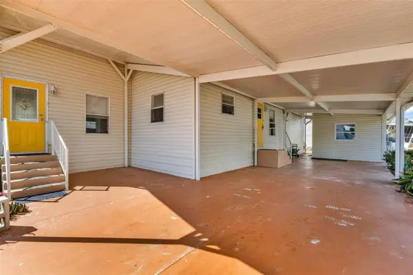 1000 KINGS HWY #18, Port Charlotte, FL 33980