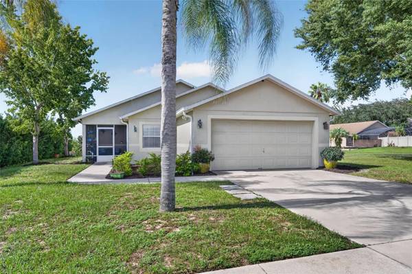 1390 WILLOW CREST DR, Clermont, FL 34711