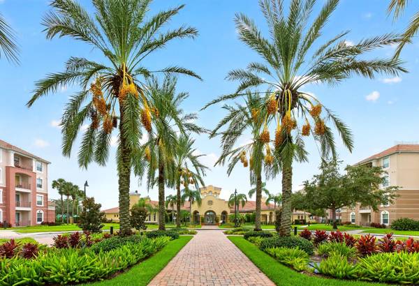 5049 SHOREWAY LOOP #1-201, Orlando, FL 32819