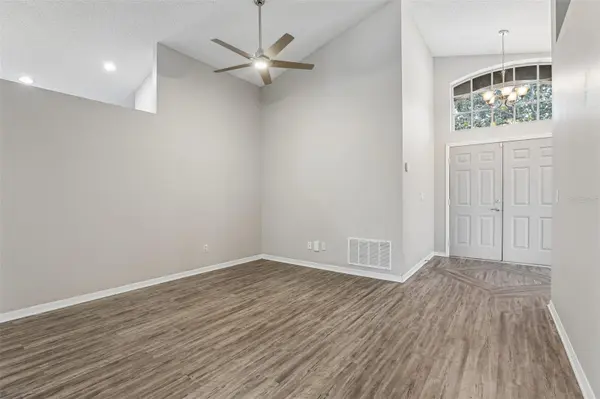 2037 CRANBERRY ISLES WAY, Apopka, FL 32712