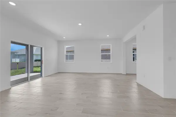 1666 MEADOWGROVE AVE, St Cloud, FL 34771