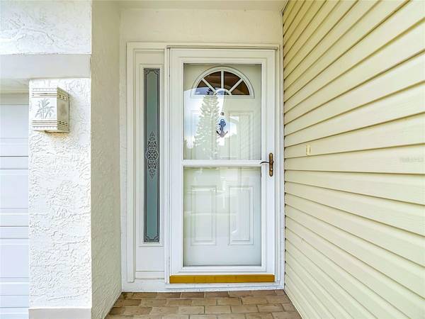 572 SALMON CT, Oldsmar, FL 34677