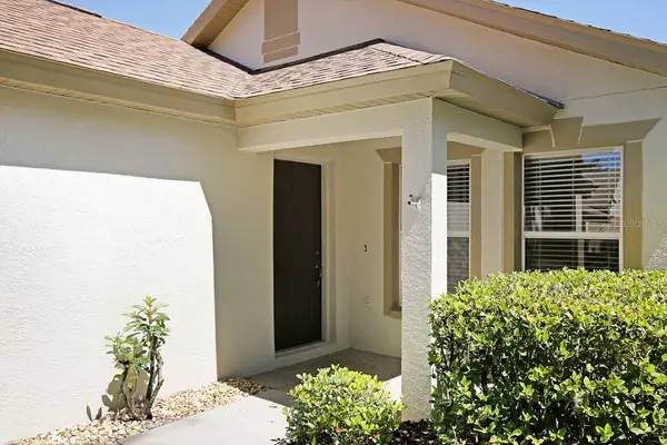 5726 TANAGERLAKE RD, Lithia, FL 33547
