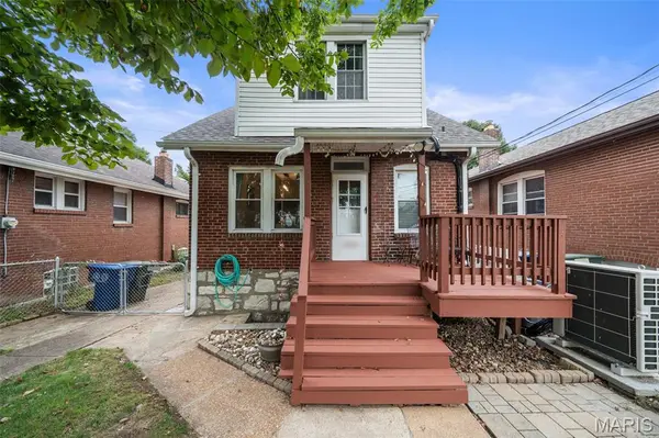6042 Wanda AVE, St Louis, MO 63116