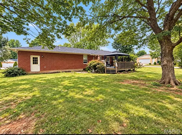 303 Carter ST, Farmington, MO 63640
