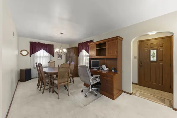 4038 Highland AVE, Downers Grove, IL 60515