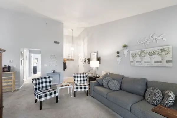 1412 W Crane ST #14114, Arlington Heights, IL 60004