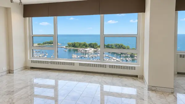 3180 N Lake Shore DR #17F, Chicago, IL 60657