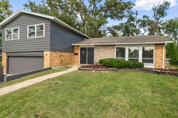 2620 A Turtle Creek DR, Hazel Crest, IL 60429