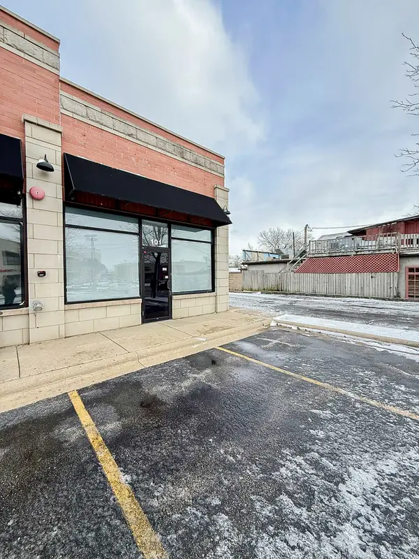 611 Milwaukee AVE, Glenview, IL 60025