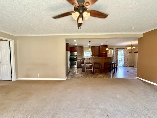 1925 Murphy RD, Creal Springs, IL 62922