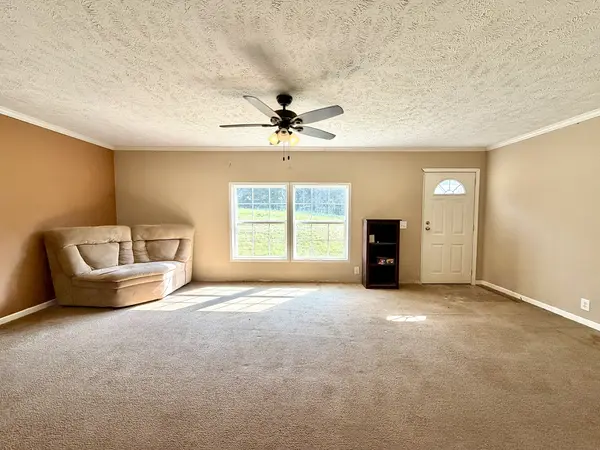 1925 Murphy RD, Creal Springs, IL 62922