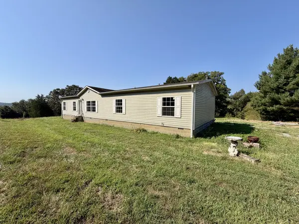 1925 Murphy RD, Creal Springs, IL 62922