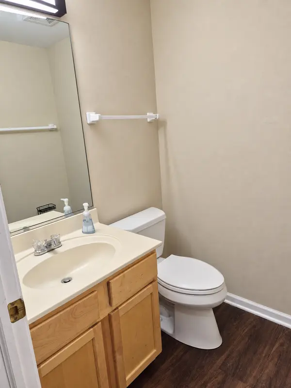 1802 Whirlaway CT, Glendale Heights, IL 60139