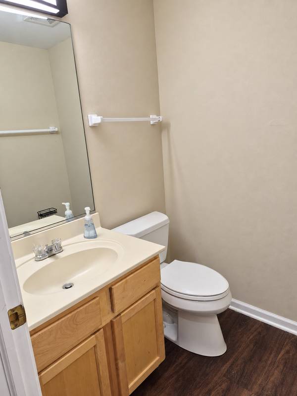 1802 Whirlaway CT, Glendale Heights, IL 60139