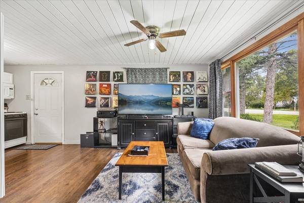 4809 E Wonder Lake RD, Wonder Lake, IL 60097