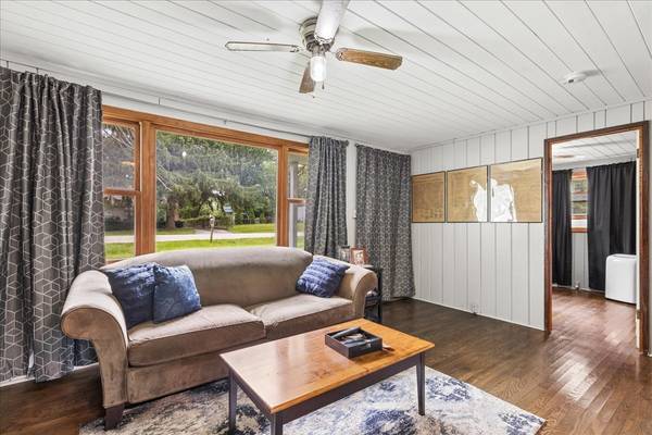 4809 E Wonder Lake RD, Wonder Lake, IL 60097