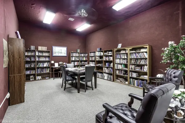 3305 SUNSET AVE #220, Waukegan, IL 60087