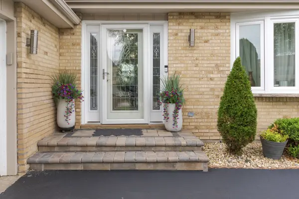 4431 Farmington AVE, Richton Park, IL 60471